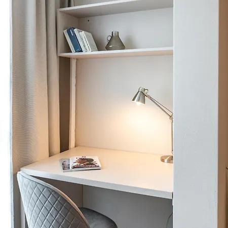 Ah Luxury Designer Aparment Bastova Διαμέρισμα